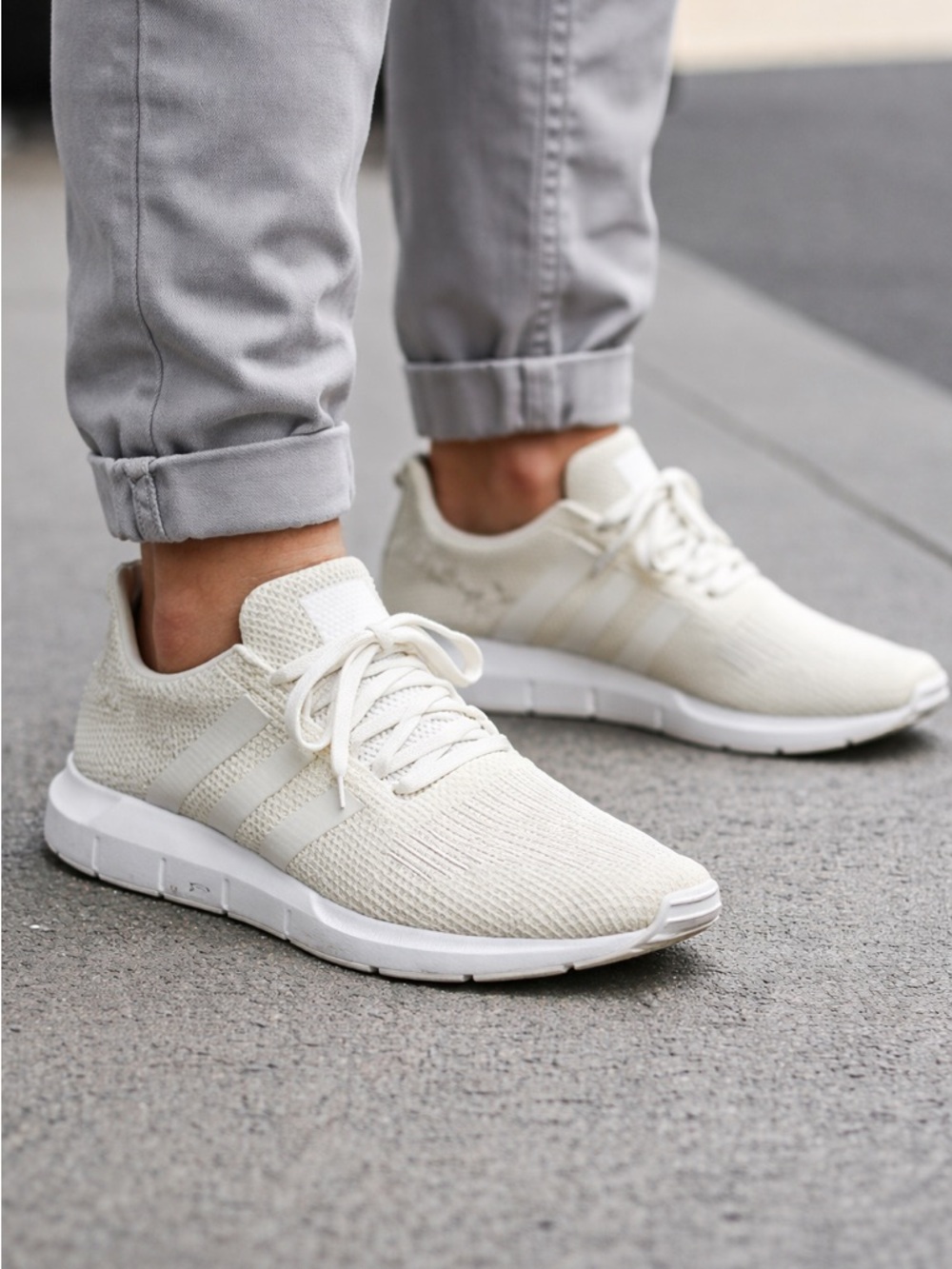 Adidas Swift Run Cream Knit Sneakers Men’s 11 Athletic Casual B37725